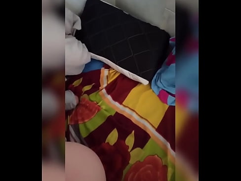 ❤️ Hevjîna min li malê bi tenê dimîne ji ber ku mêrê wê diçe betlaneyê û ez firsendê distînim ku ez wê biçînim û kerê wê bi şîr tijî bikim. ️❌ Sex li ku.porngifer.ru ❌