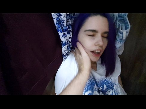 ❤️ Xwişka min di dolabê de dît û alîkariya wê kir ️❌ Sex li ku.porngifer.ru ❌